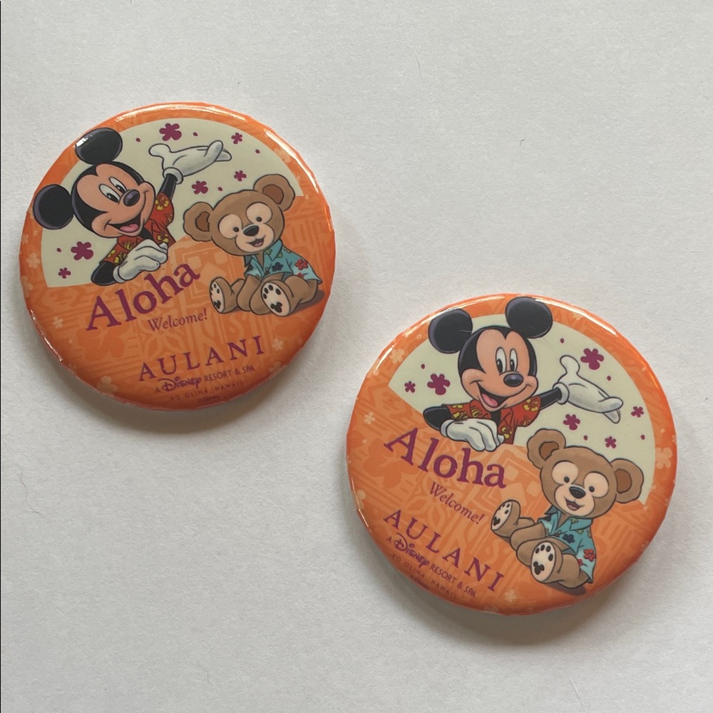 Disney Aulani Aloha Welcome Buttons